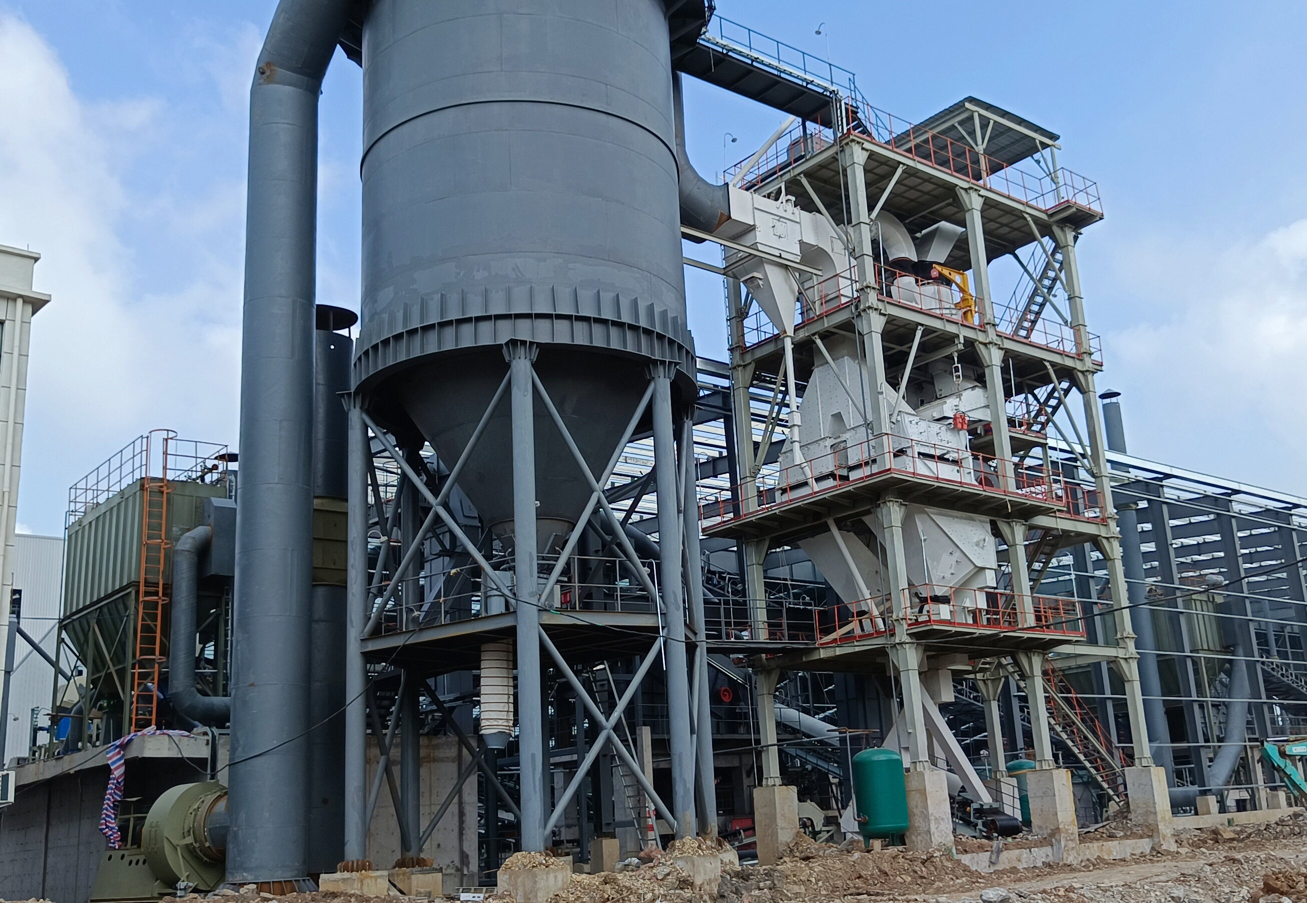 制砂樓憑什么顛覆行業(yè)？三大核心優(yōu)勢(shì)破解生產(chǎn)困局